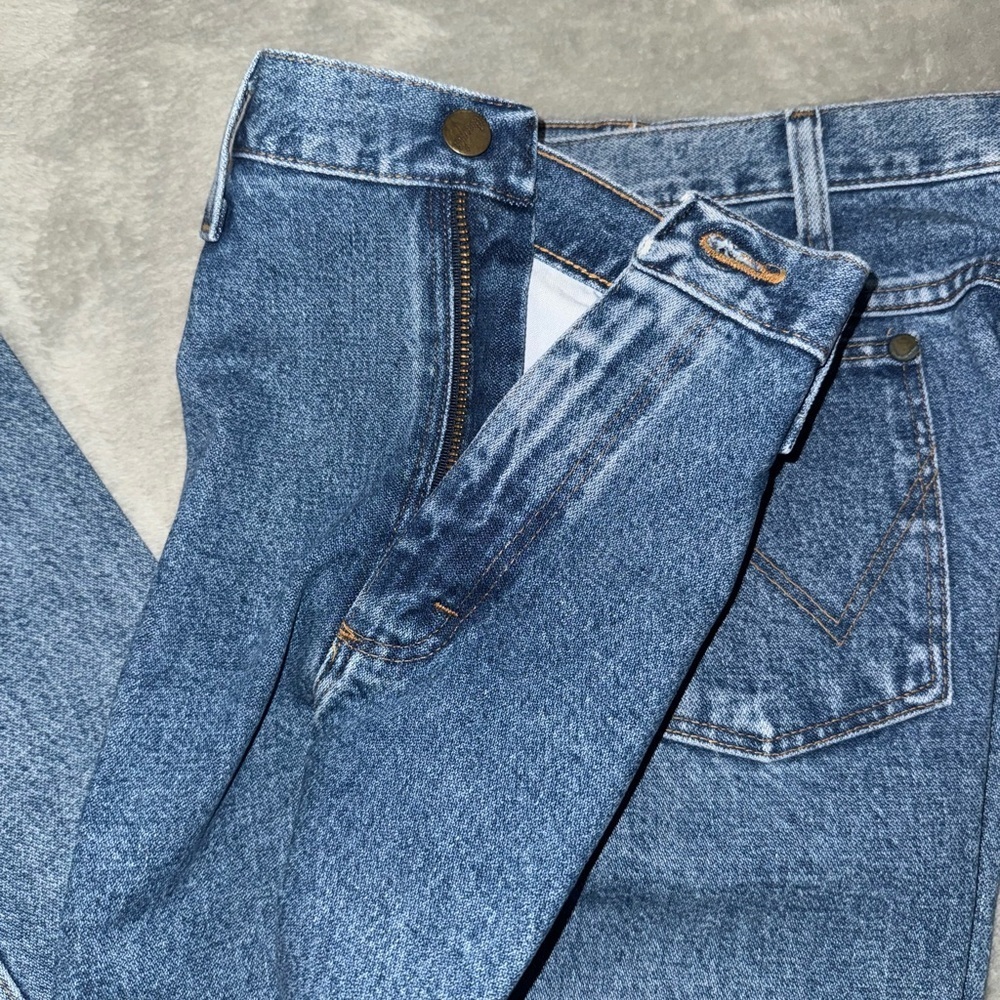 Wrangler Men's Blue Slim Straight Jeans 35x32 - Picture 6 of 8
